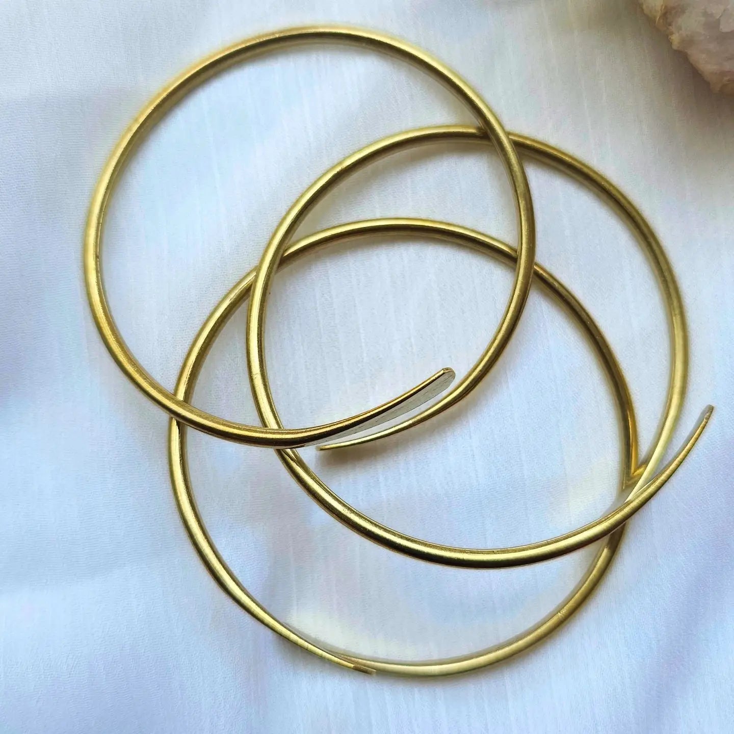 Good Fortune Cowrie Bangle Set